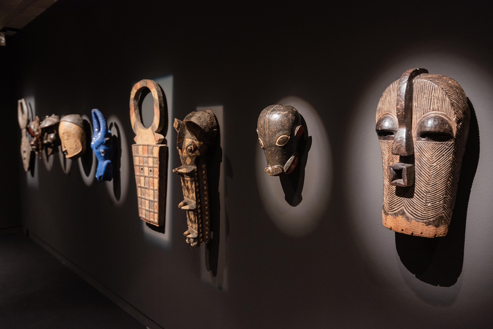 African-art-wall